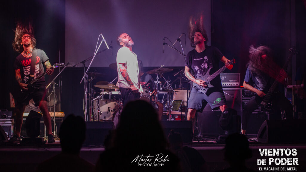 Lo Bruto se presentó junto Darkane en Argentina