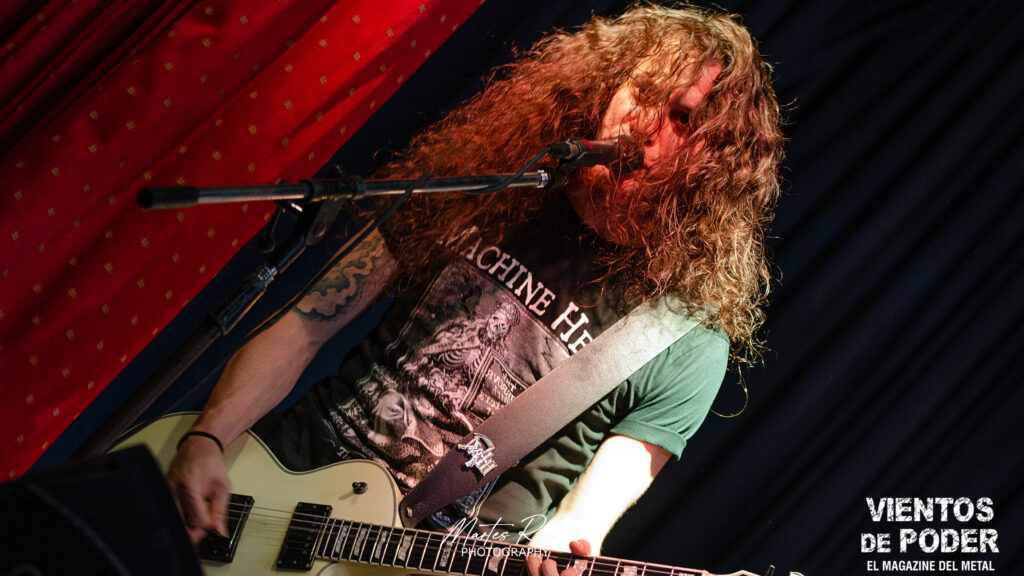 Against se presentó junto Darkane en Argentina