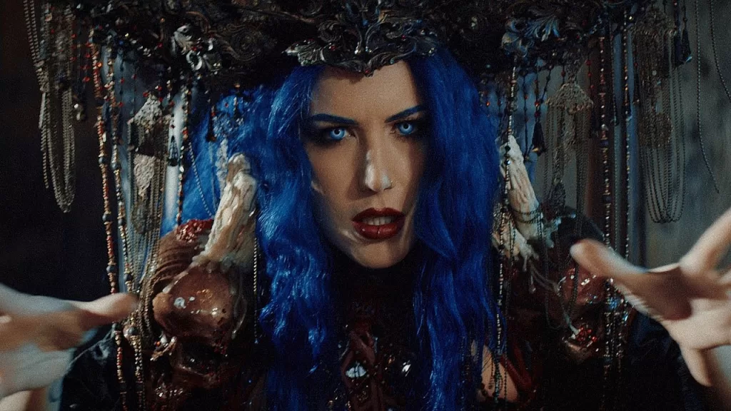 Alissa White-Gluz deja Arch Enemy portada