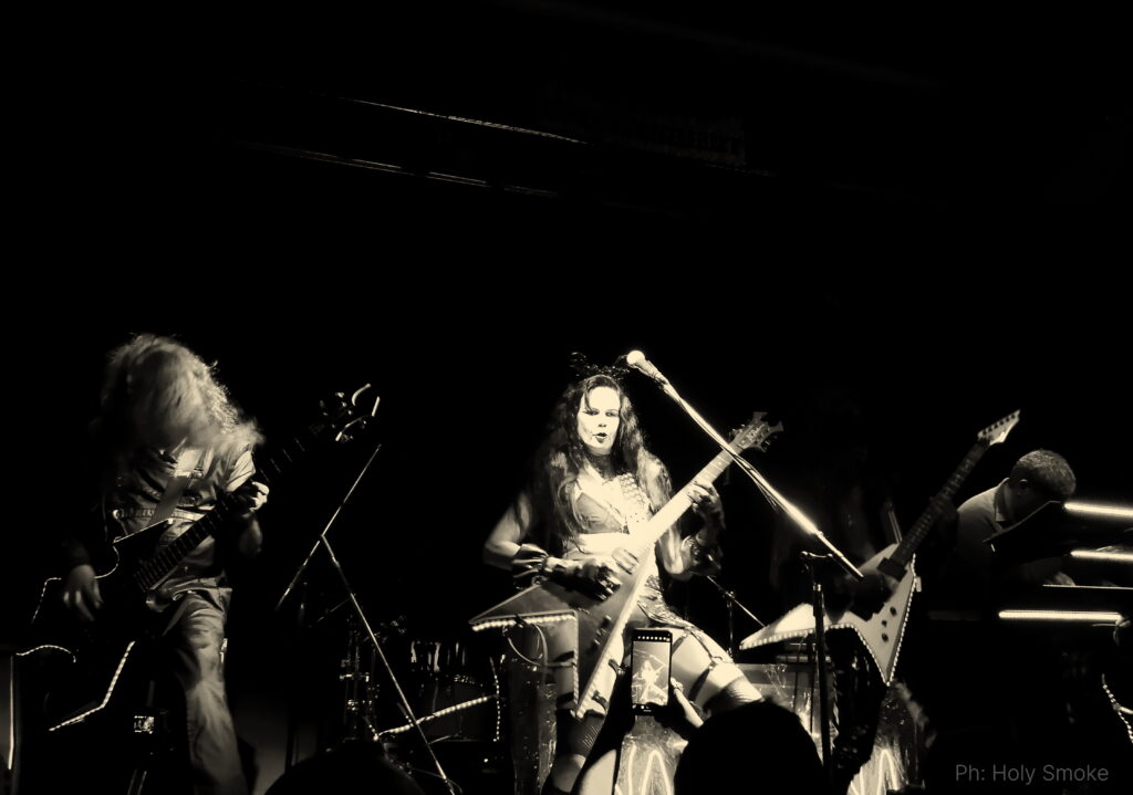 Inazulina el 5 de abril junto a Moonspell en Argentina