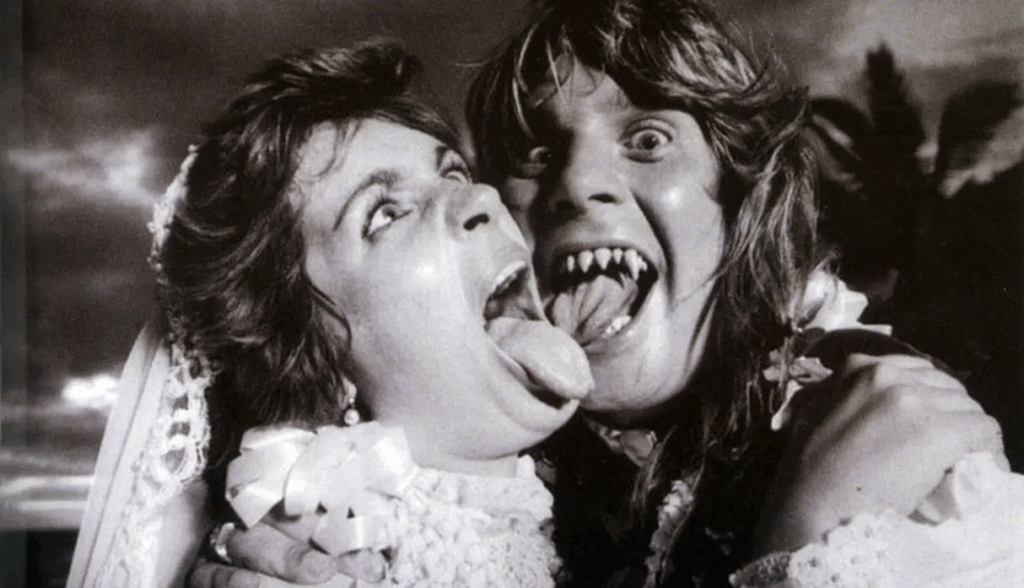 Sharon Osbourne junto a Ozzy
