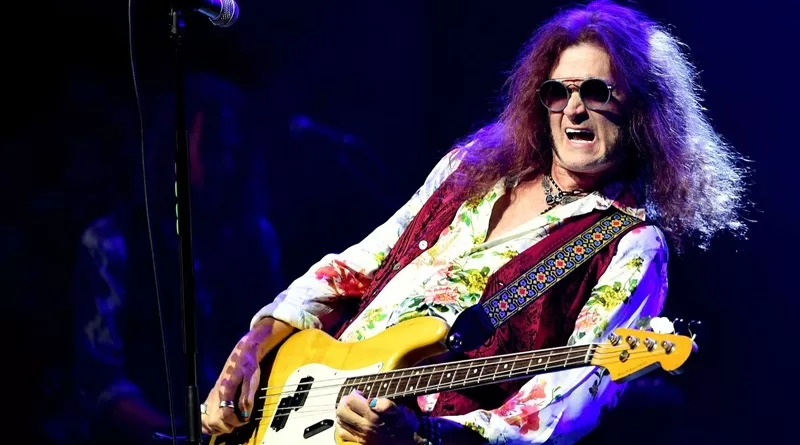 Glenn Hughes